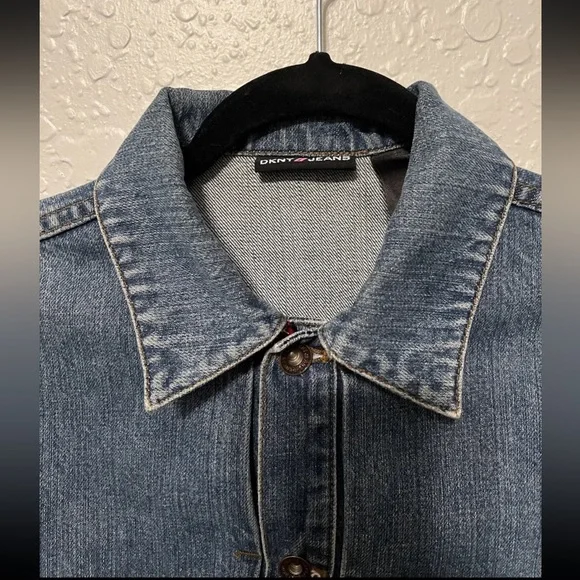 Vintage DKNY Womens Denim Jean Jacket Donna Karan New York Fashion ButtonUp Sz S - Picture 8 of 11